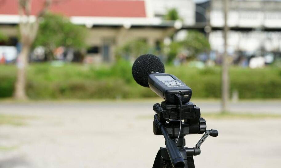 Jak zmierzyć głośność wydechu?