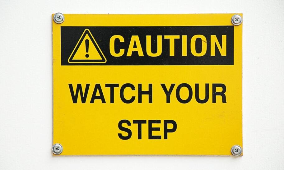 Czym jest czynnik niebezpieczny w środowisku pracy