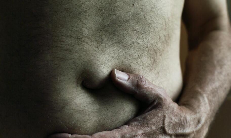 Jak rozpoznać rozejście mięśnia prostego brzucha?