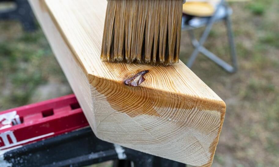 Ile waży pusta europaleta?