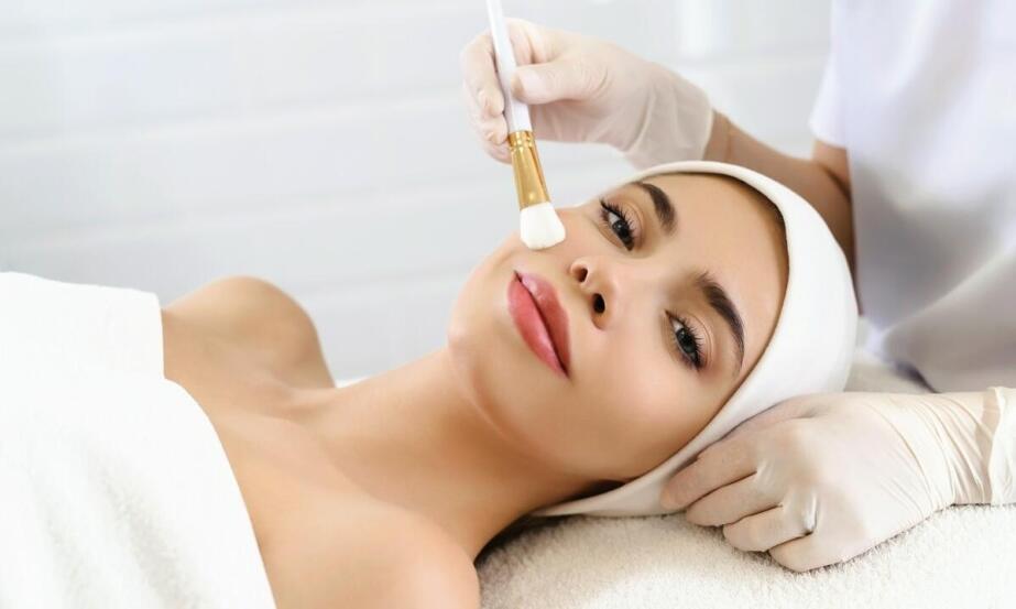 Jakie są wskazania do wykonania medycznego peelingu?