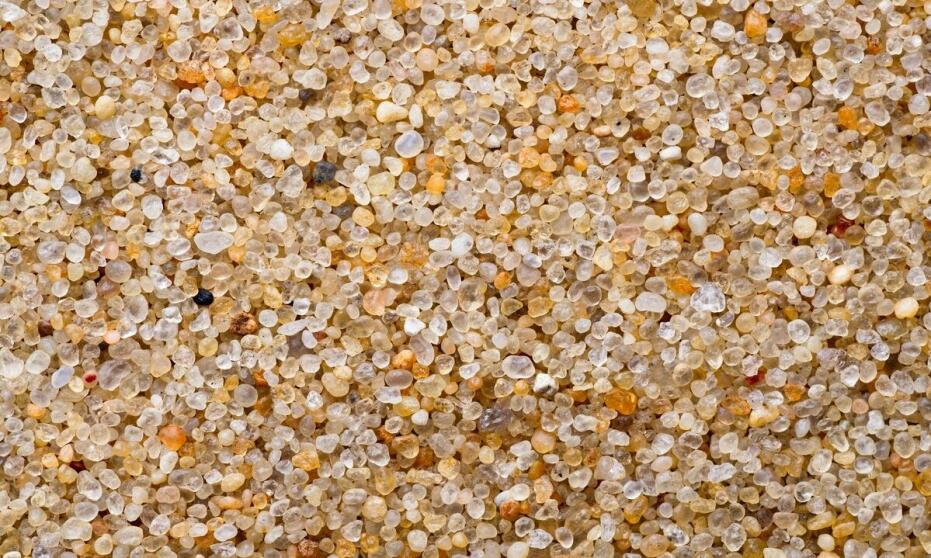 Jak smarne granulaty przyczyniają się do redukcji kosztów produkcji?