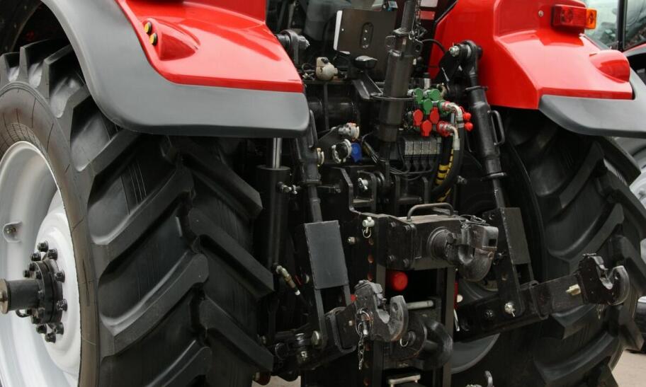 Wpływ technologii AGM na wydajność ciężarowych akumulatorów