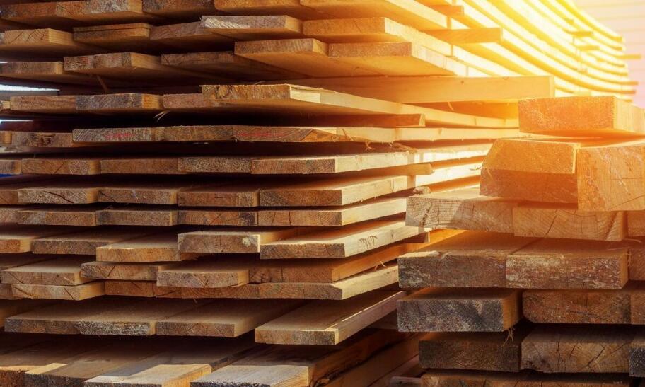 Ekologiczne podejście do produkcji drewnianych desek - co oznacza certyfikat FSC®?