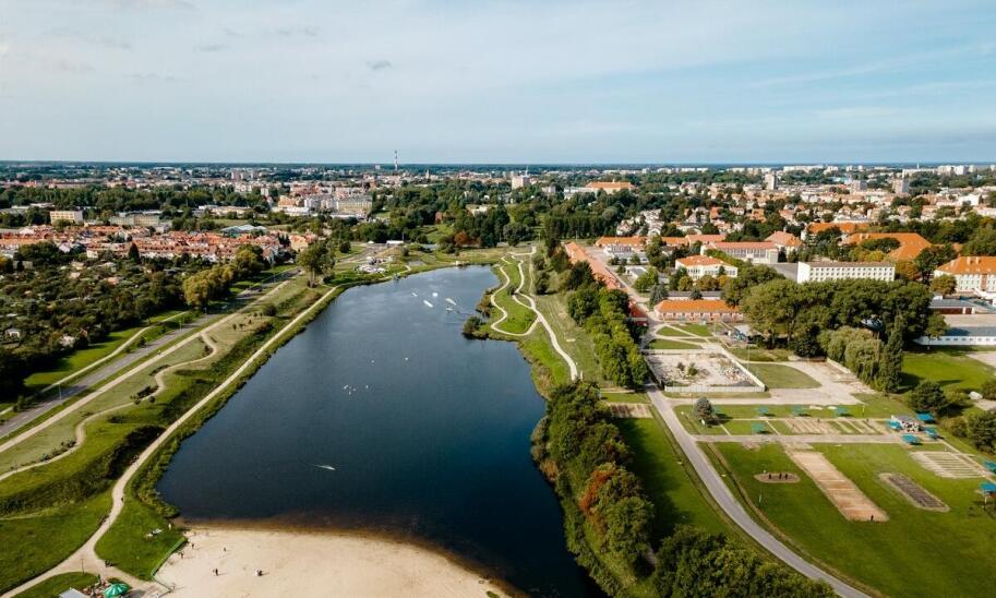 Jaką rolę odgrywają konstrukcyjne projekty w modernizacji infrastruktury drogowej w Gdańsku?