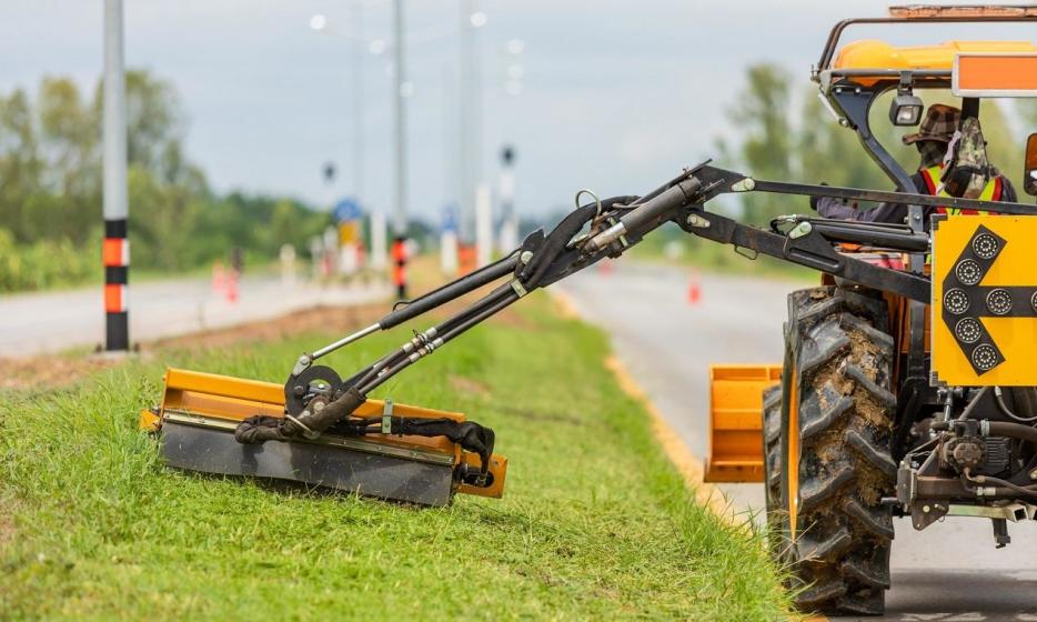 Inwestycja na lata? Wytrzymałość kosiarek tylno-bocznych Inwestycja na lata? Wytrzymałość kosiarek tylno-bocznych