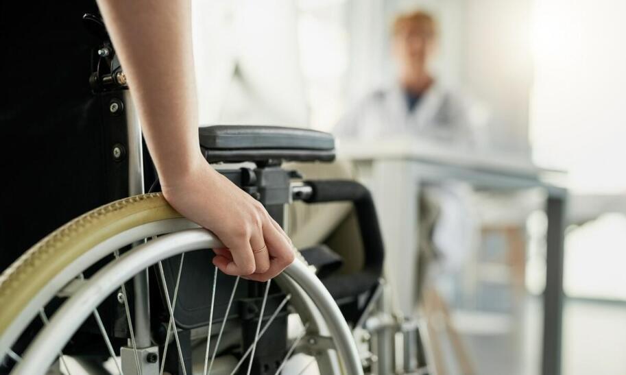 Czy osoby z niepełnosprawnością mają pierwszeństwo u lekarza?