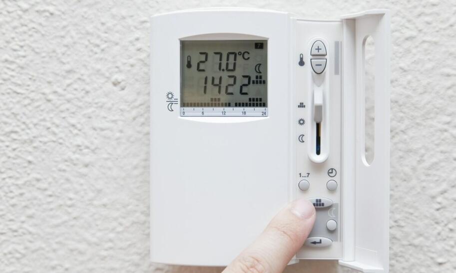 Jak wyczyścić głowicę w drukarce Brother DCP J315W?