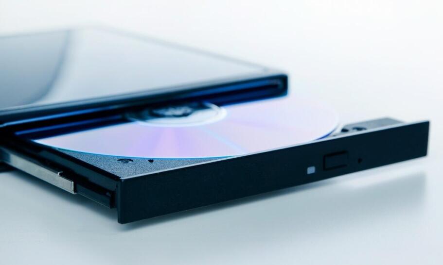 Jak podłączyć kamerę do komputera z Windows 7?