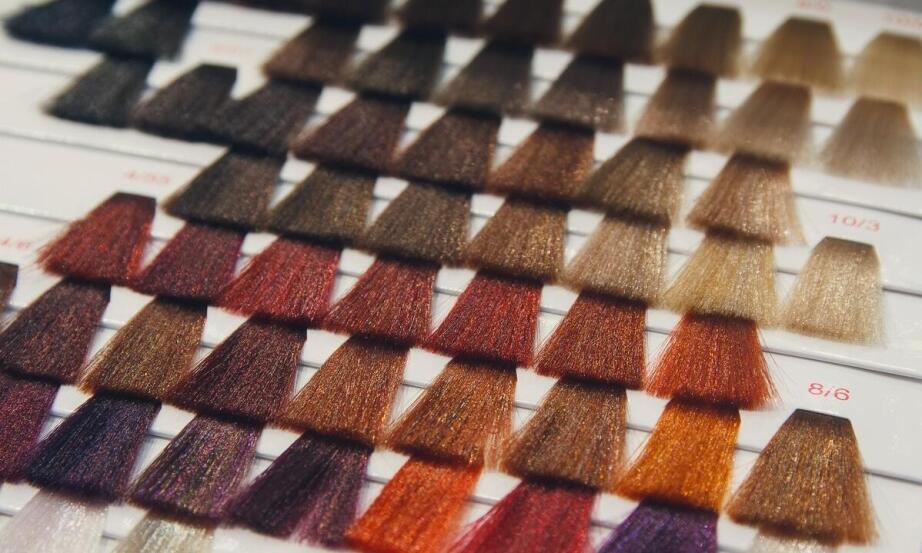 Zalety personalizacji tupecików dla potrzeb indywidualnych