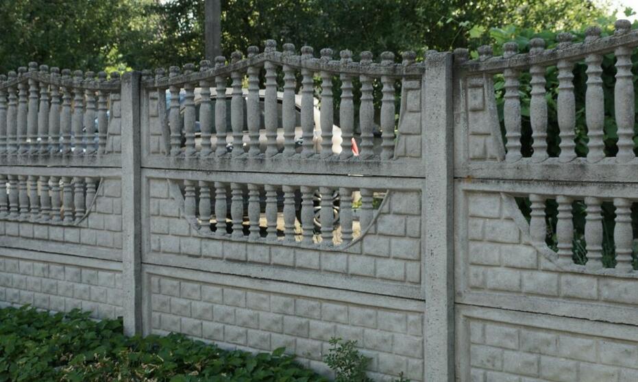 Trendy w wzorach dekoracyjnych betonowych ogrodzeń