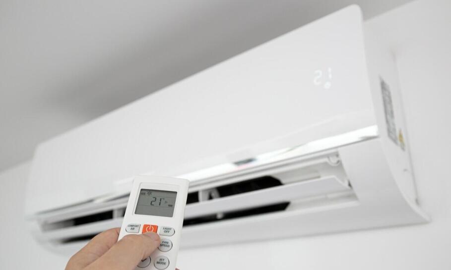 Jakie innowacyjne rozwiązania oferują renomowane marki klimatyzatorów?