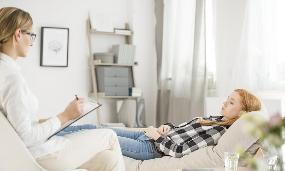Jakie metody terapii stosuje psychologiczna poradnia?