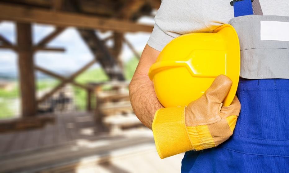 Odzież ochronna dla pracowników na placach budowy Odzież ochronna dla pracowników na placach budowy