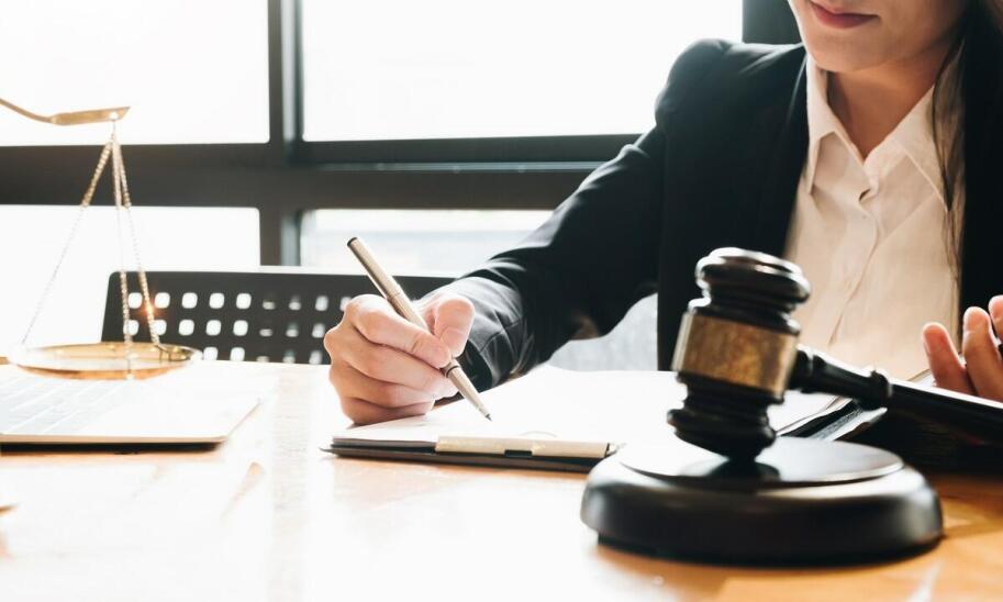 Jak prawnik w Sztumie może pomóc w sprawach cywilnych?