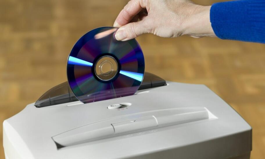 Personalizacja płyt CD z nadrukiem: Jakie detale warto uwzględnić?