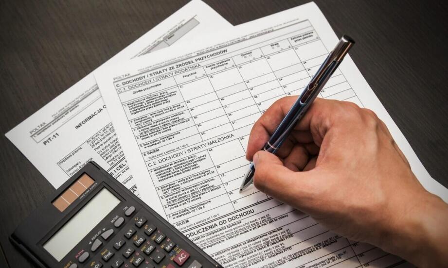 Kadry i płace – jak unikać błędów w dokumentacji pracowniczej?