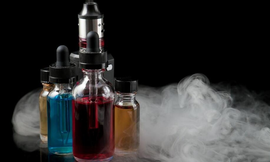 Jak dobrać liquid do poda, gdy liczą się skład, moc i smak