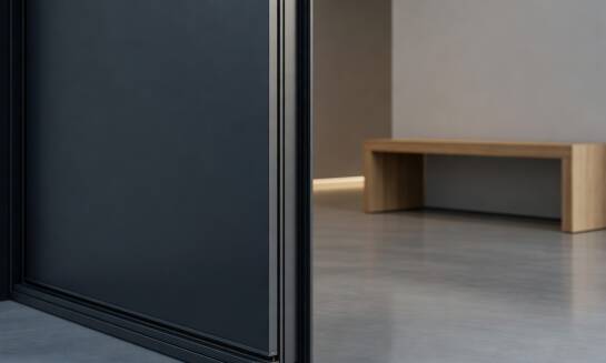 Konstrukcja ciepłych drzwi z aluminium — co wewnątrz profilu zapobiega utracie ciepła z domu jednorodzinnego