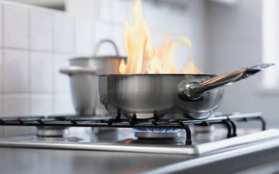 Jak korzystać z patelni stalowych?