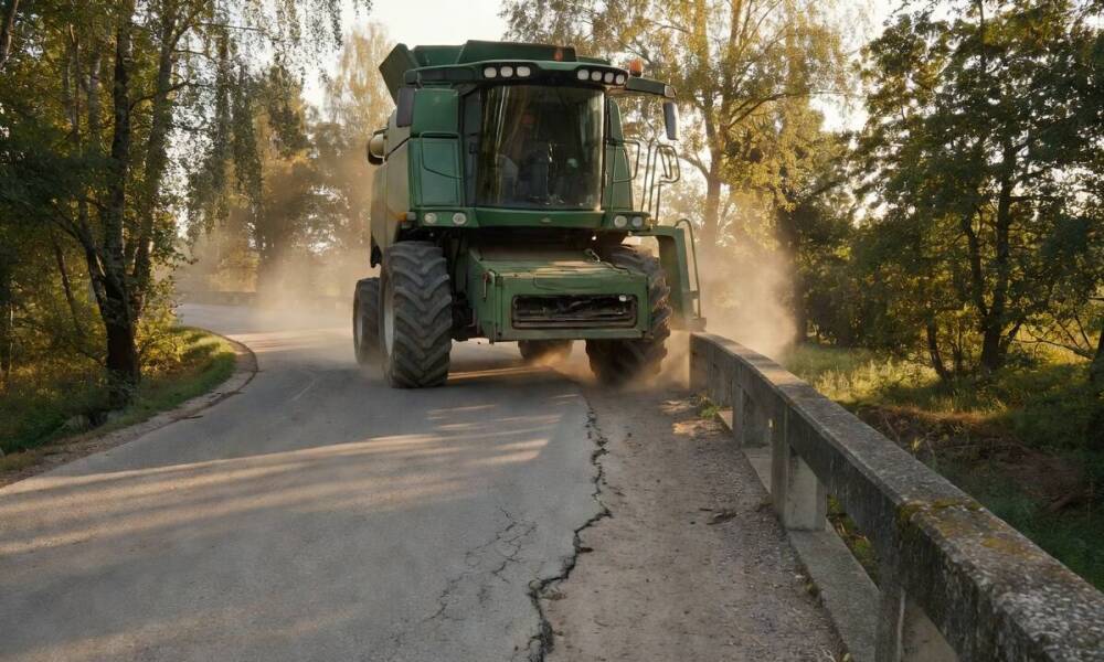 Mosty, wiadukty i ciasne łuki — dlaczego trasa kombajnu zaczyna się od ograniczeń infrastruktury