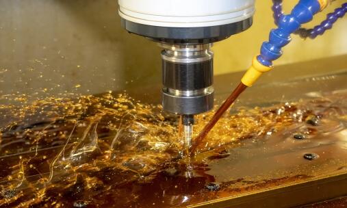 Jak dbać o odpowiednie smarowanie maszyn CNC?