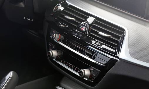 Jakie części klimatyzacji samochodowych podlegają regeneracji?