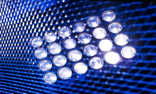 Zalety oświetlenia technicznego LED