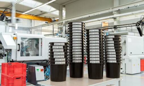 Jakie branże korzystają z wyrobów plastikowych na zamówienie?