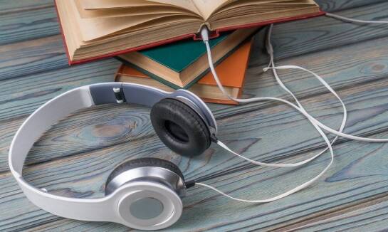 Czy audiobook to dobra alternatywa dla książek tradycyjnych?