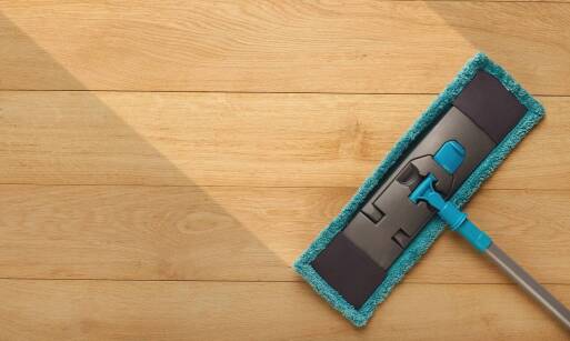 Jak i kiedy stosować ług do podłóg?