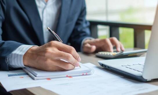 Co warto wiedzieć o prowadzeniu księgi przychodów i rozchodów? Poradnik dla początkujących 