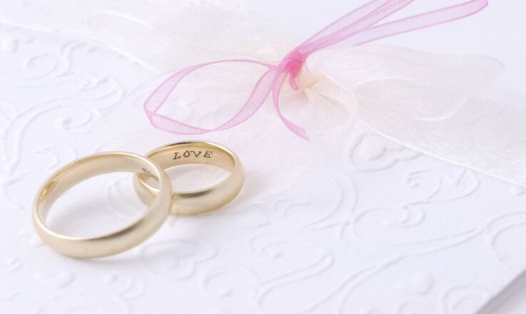 Co wygrawerować na obrączkach ślubnych?