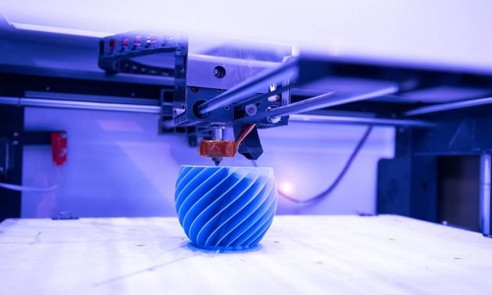 Czy każdy filament do drukarki 3D wymaga podgrzewanego stołu?