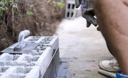 Rola i znaczenie pustaków szalunkowych