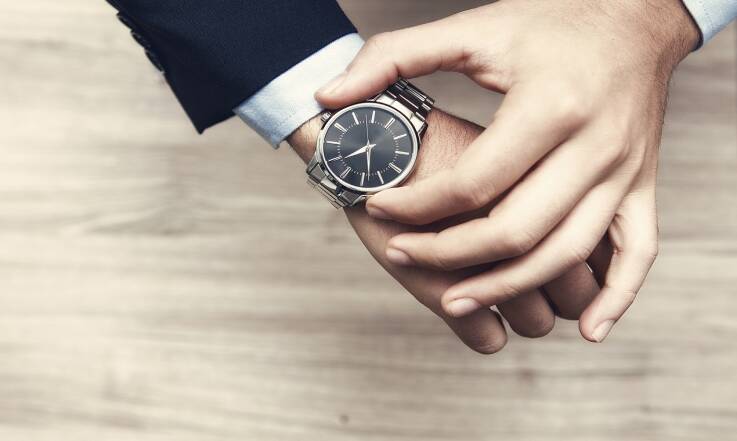 Zalety korzystania z zegarka na rękę