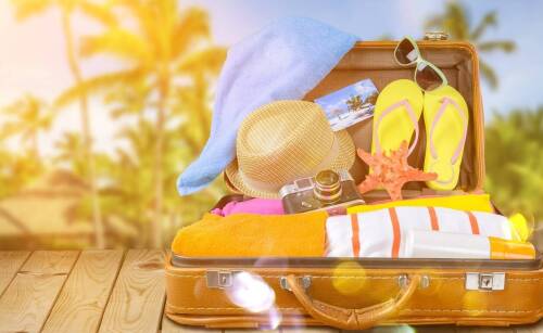 Klapki czy sandały, jakie buty zabrać ze sobą na urlop?