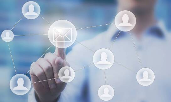 Jak pandemia wpłynęła na wzrost znaczenia marketingu bazowego?