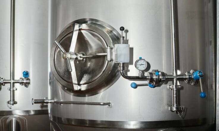 Rozwiązania procesowe i magazynowe dla chemii oraz petrochemii