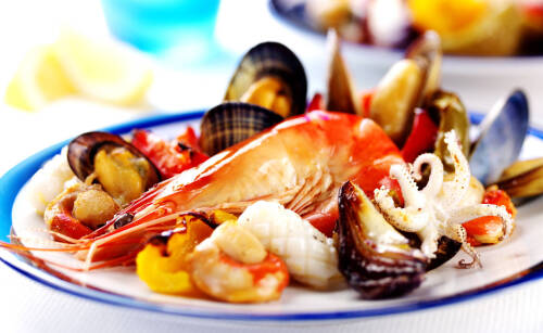 Jak przyrządzić owoce morza? Rodzaje i przepisy