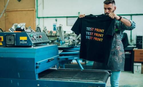 Jak prać odzież z nadrukiem?