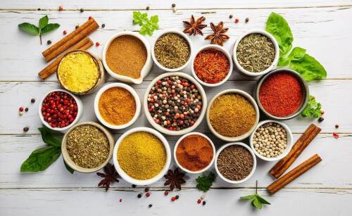 Na co zwracać uwagę, wybierając przyprawy do potraw?