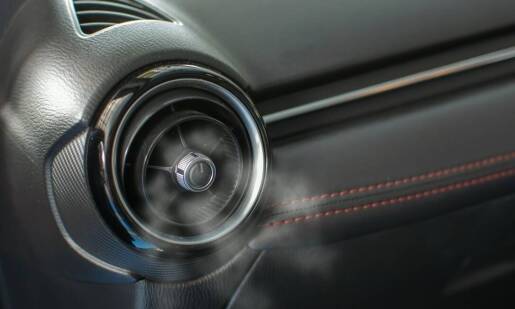 Jakie usługi wchodzą w zakres serwisu klimatyzacji samochodowej?