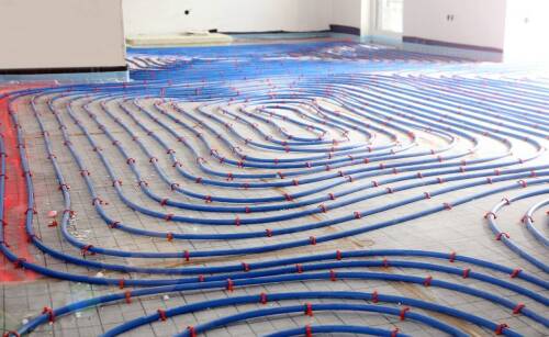 Jak przebiega montaż ogrzewania podłogowego wodnego?