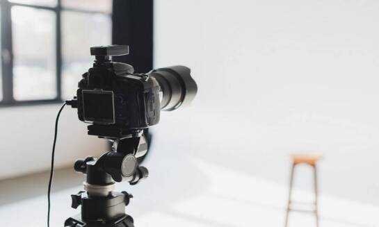 Jakie zalety ma zakup kolekcji nakładek do zdjęć przez fotografa?
