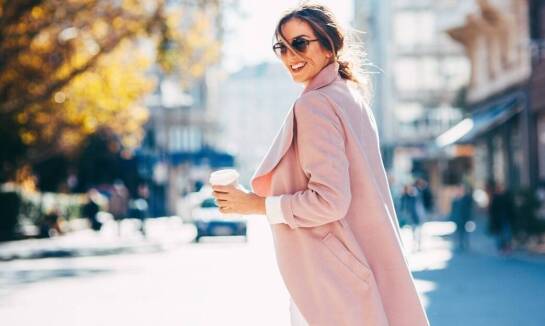 Czym wyróżnia się płaszcz marki Bastet?