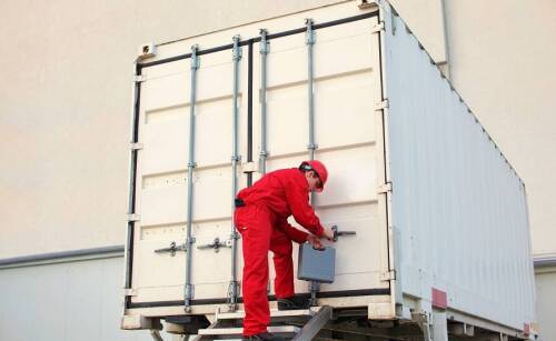 Na czym polega serwis kontenerów chłodniczych?