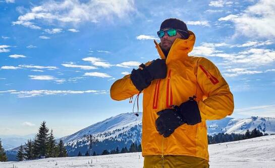 Czym charakteryzuje się kurtka narciarska descente?