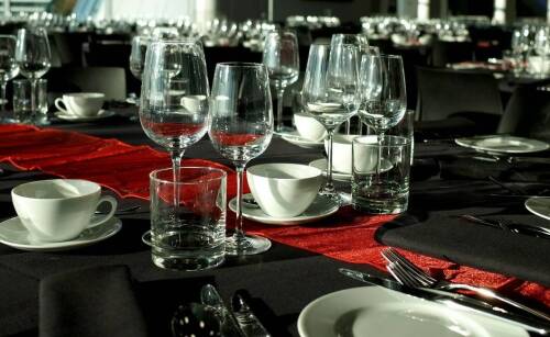 Jak wygląda organizacja stypy?