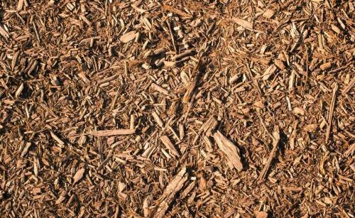 Czym powinny się cechować noże do mielenia drewna?